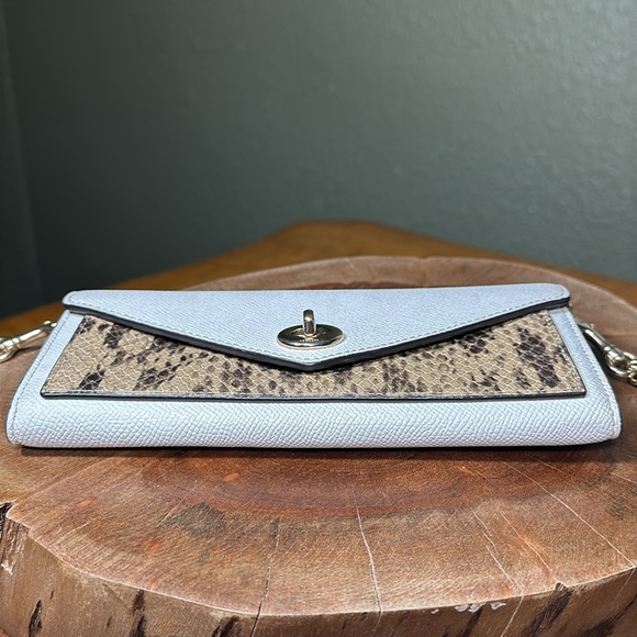 COACH Slim Turnlock Envelope Wallet With Chain - Picture 8 of 16